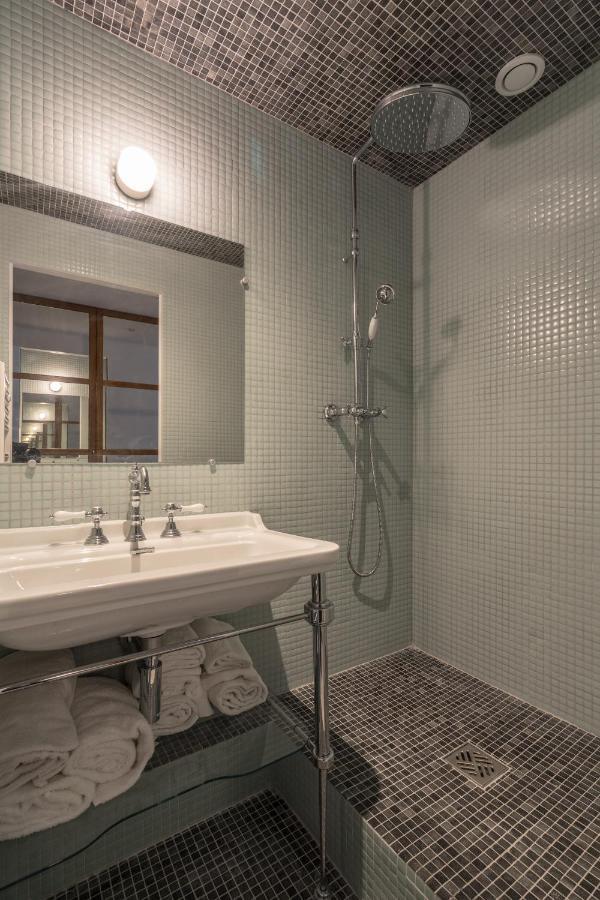 Pied A Terre Palestro Parijs